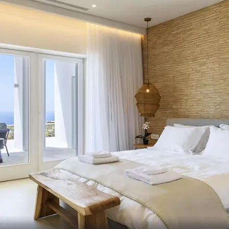 بيت للعطل A Luxurious Retreat, Primely Located With Stunning Panoramic View!