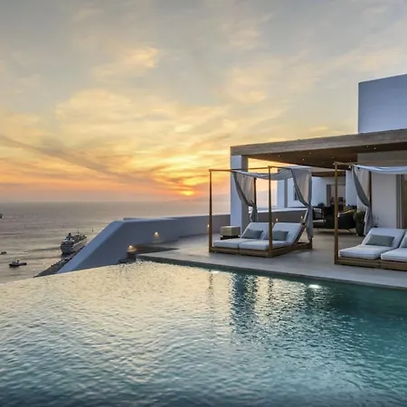 بيت للعطل A Luxurious Retreat, Primely Located With Stunning Panoramic View!